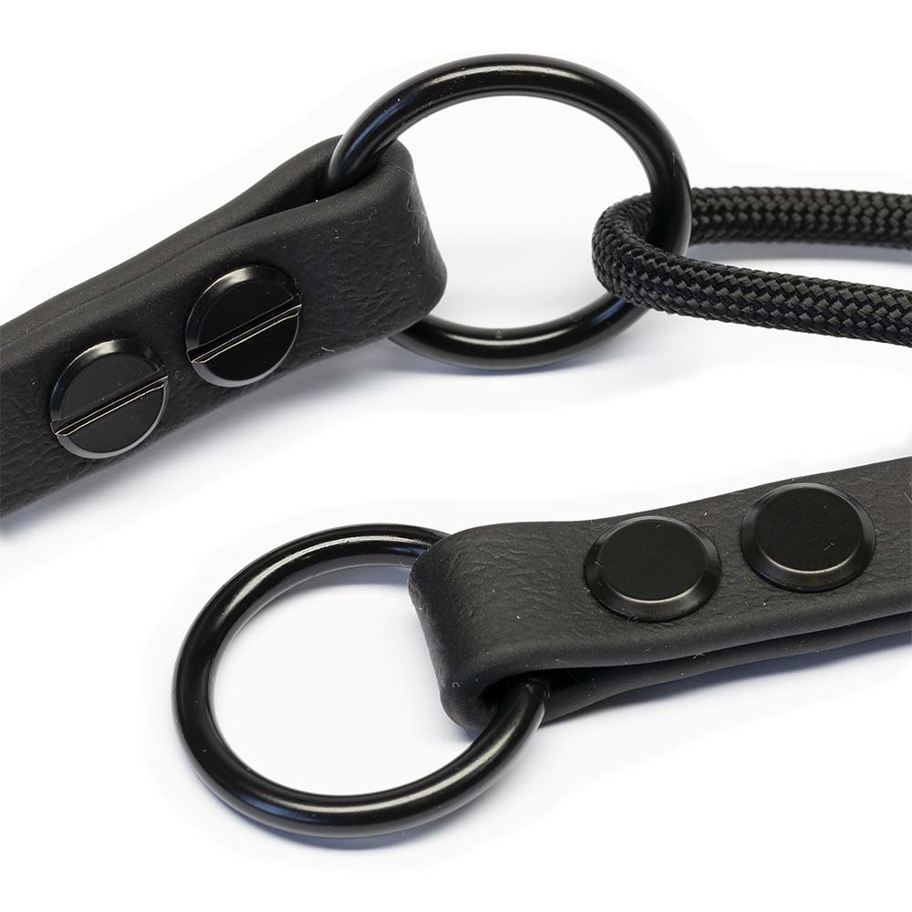 Håndlaget Halsbånd til hund i Biothane materiale